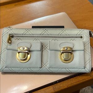 Marc Jacobs Cream-Colored Quilted Wallet with Gold Accents